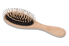 The Smooth As Silk Hairbrush - Budelas